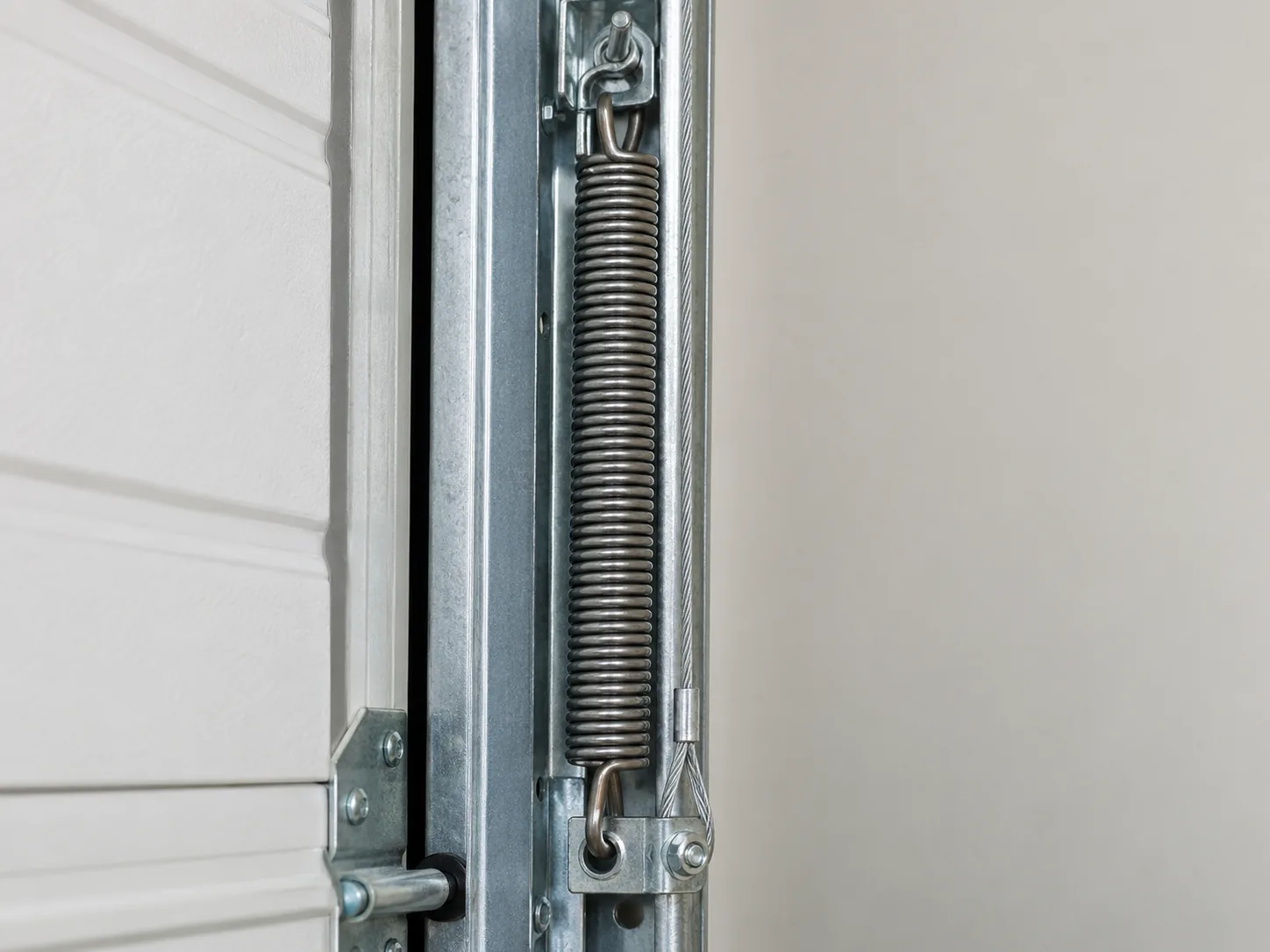 Spring Repair for Wadsworth's 1988-Era Garage Doors in Gurnee